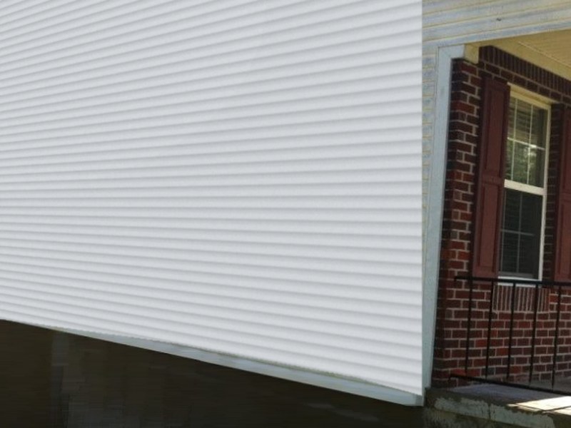 White vinyl siding after soft washing